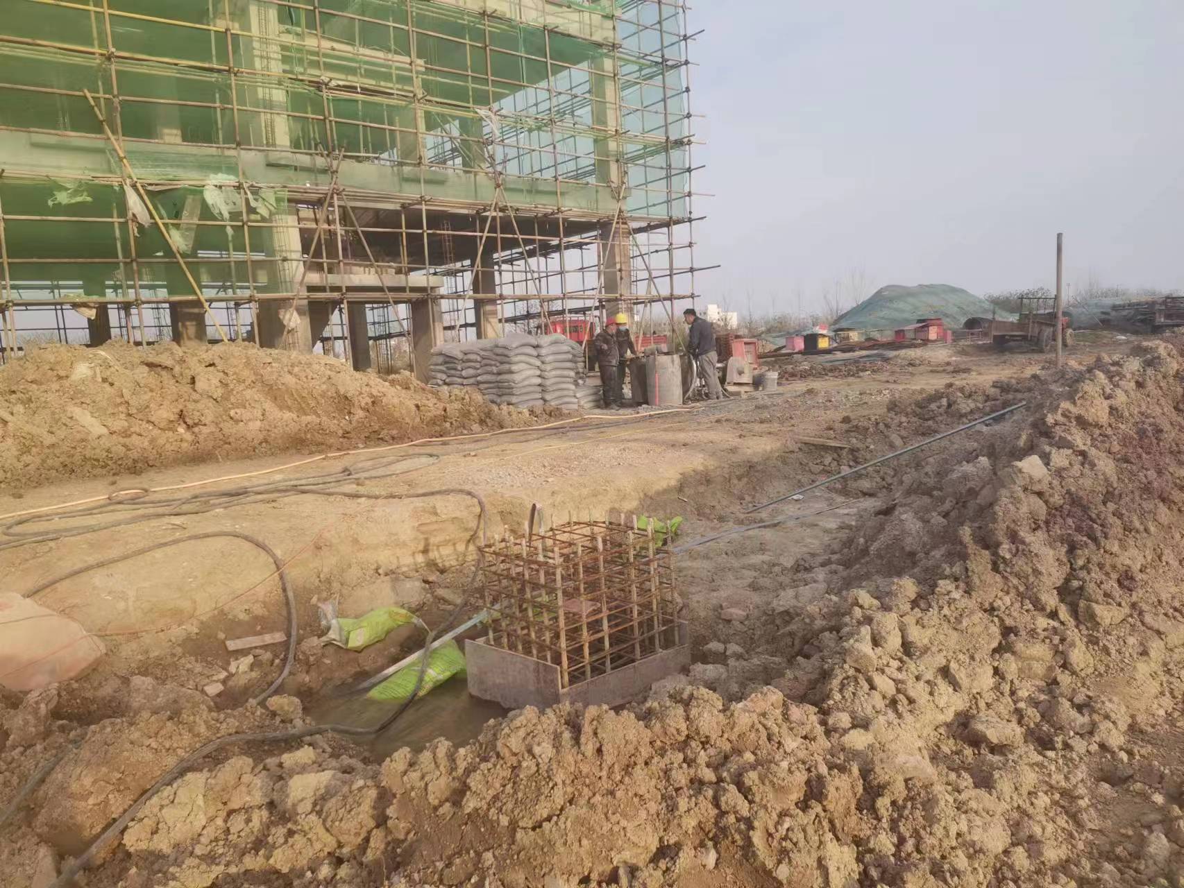 叶县当桥梁出现裂缝的时候应该及时加固修补